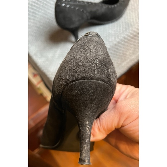 Stuart Weitzman Pointed Toe Heels Black Suede Tassels Size 6.5M - Picture 12 of 16